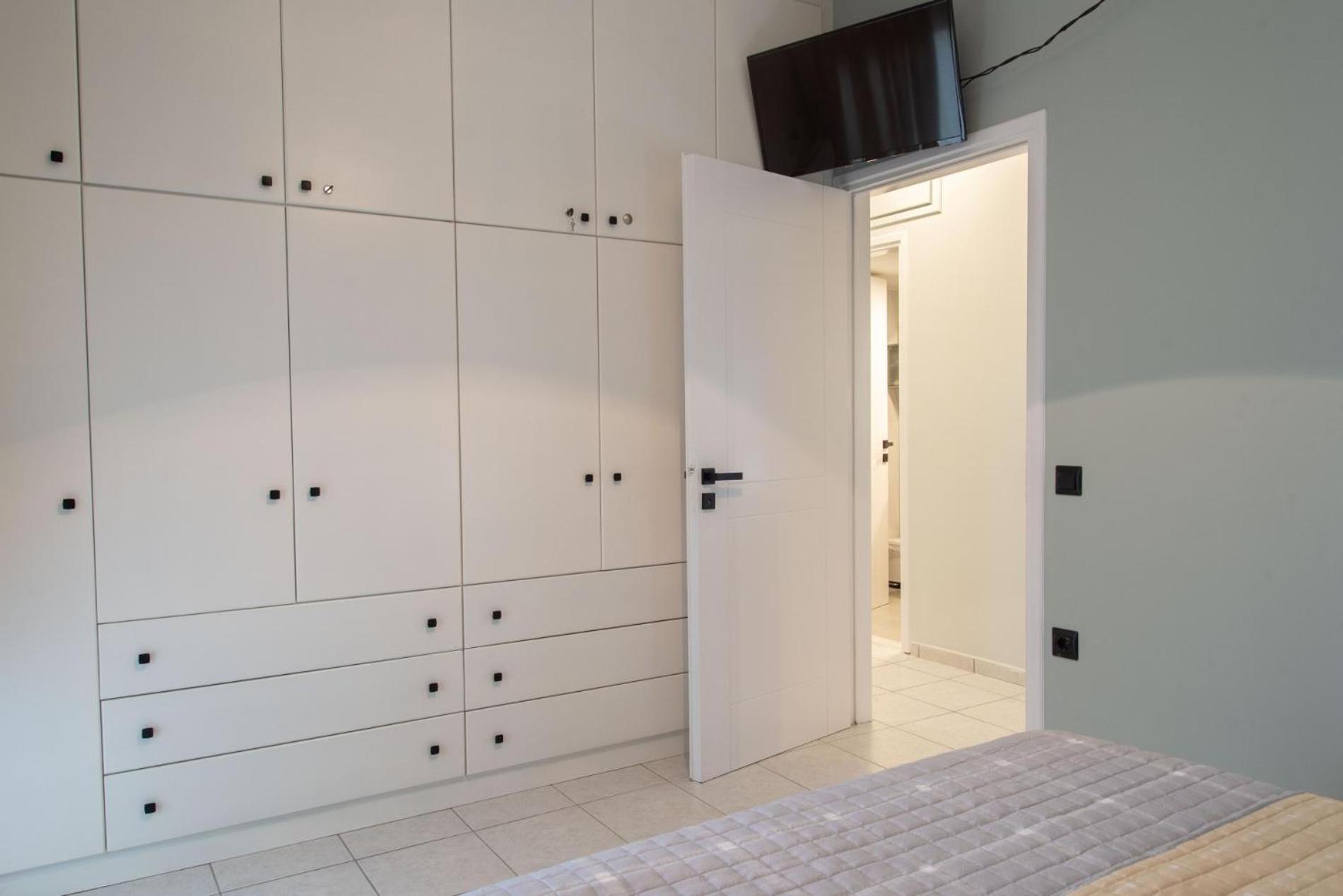 Sky 7 View Apartment Heraklion  Екстер'єр фото