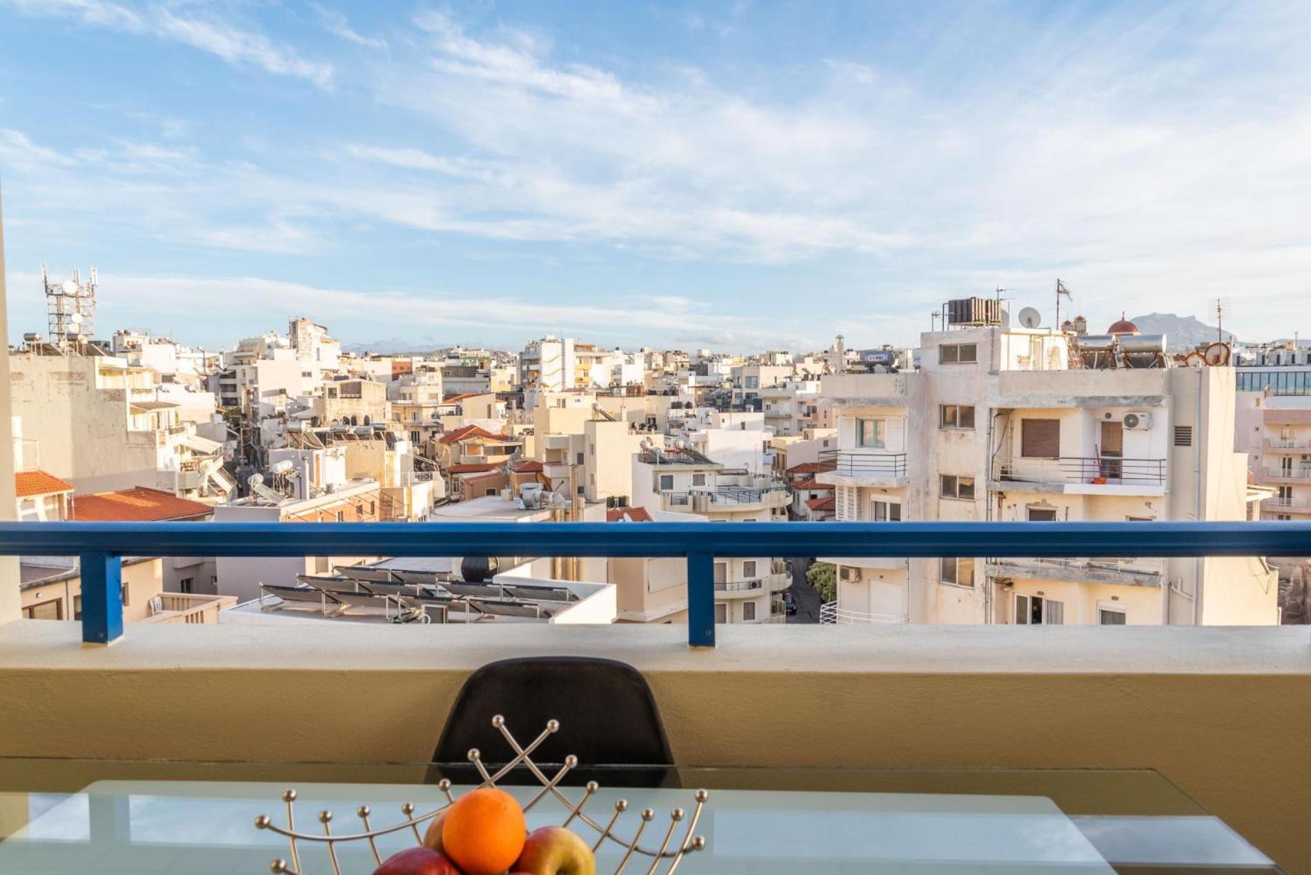 Sky 7 View Apartment Heraklion  Екстер'єр фото